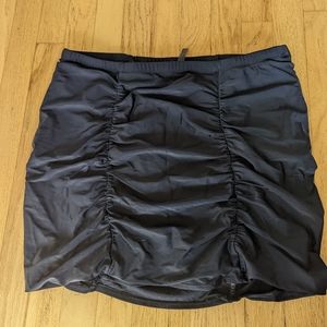 Torrid High Waisted Swim Skirt Size 2